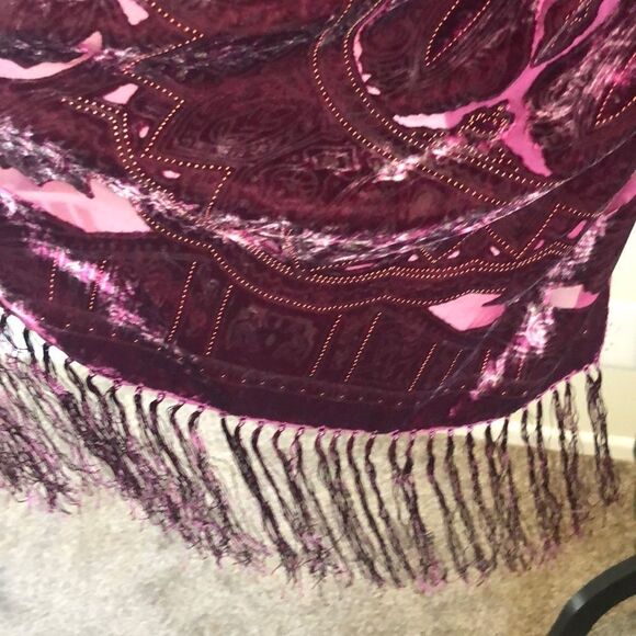 Beautiful Silk Scarf  - Picture 7 of 8